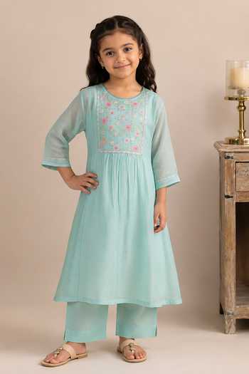 Tatwa Embroidered Kurta & Pant Set 