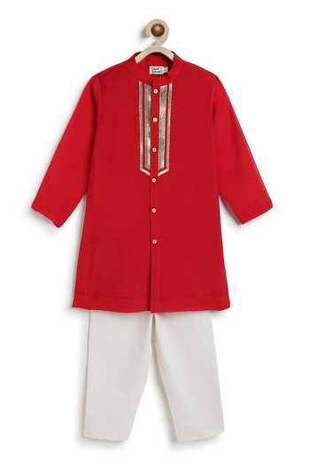 Tiber Taber Yoke Embellished Kurta Set 