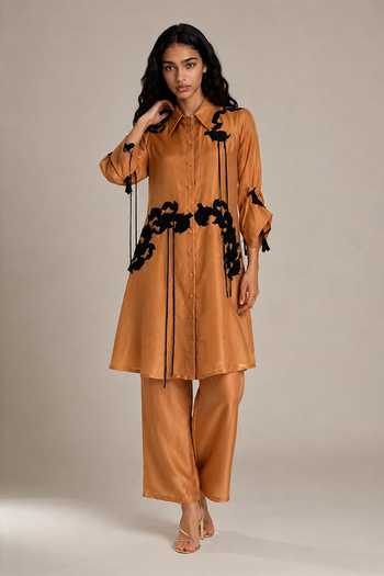 Vanshika Agarwal Label Moss Embroidered Top & Pant Set 