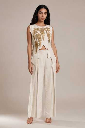 Vanshika Agarwal Label Grove Embroidered Overlay Pant Set 