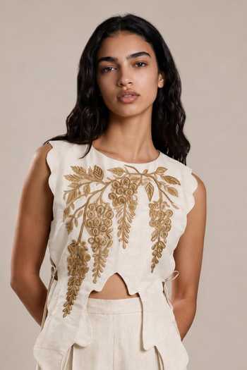 Vanshika Agarwal Label Grove Embroidered Overlay Pant Set 
