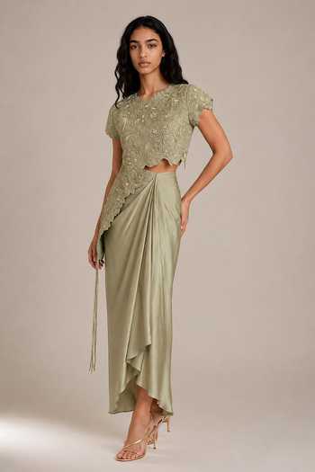 Vanshika Agarwal Label Jasmine Embroidered Top & Skirt Set 