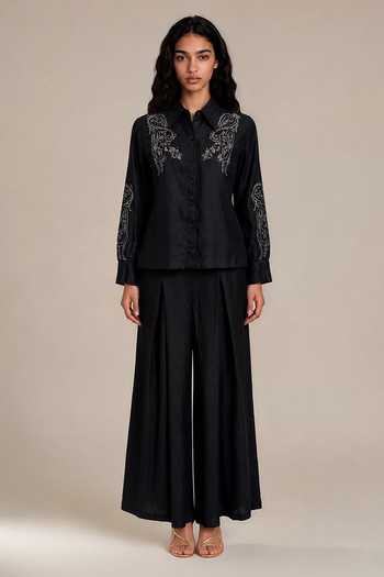 Vanshika Agarwal Label Lumina Embroidered Shirt & Pant Set 