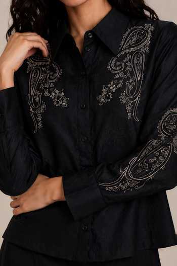 Vanshika Agarwal Label Black Silk, Bemberg Collared Neck Lumina Embroidered Shirt And Pant Set Online at Aza Fashions Vanshika Agarwal Label_Black Silk, Bemberg Collared Neck Lumina Embroidered Shirt And Pant Set _Online_at_Aza_Fashions