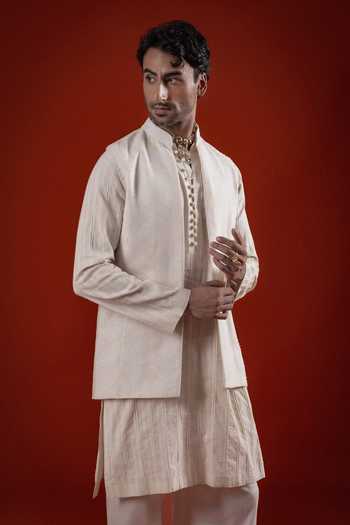 Sanchit Sharma Ivory Silk, Cotton Embroidery Layered Bundi And Kurta Set at Aza Fashions Sanchit Sharma_Ivory Silk, Cotton Embroidery Layered Bundi And Kurta Set _at_Aza_Fashions