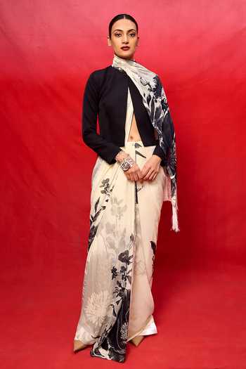 Ekaya Banaras Placement Printed Saree With Running Blouse 