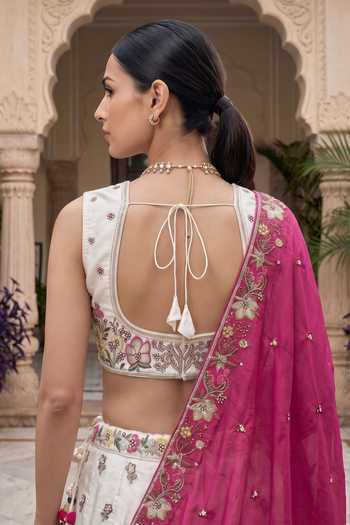 Samyukta Singhania Embroidered Lehenga Set 