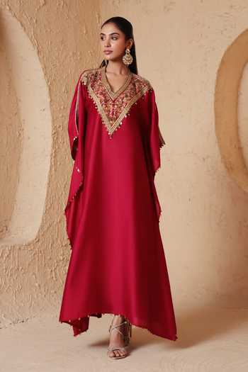 Label Niti Bothra Maroon Silk V-neck Neckline Embroidered Kaftan Online at Aza Fashions Label Niti Bothra_Maroon Silk V-neck Neckline Embroidered Kaftan _Online_at_Aza_Fashions