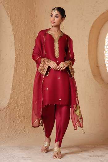 Label Niti Bothra Embroidered Short Kurta & Pant Set 