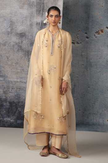 Label Niti Bothra Phool Embroidered Kurta & Pant Set 