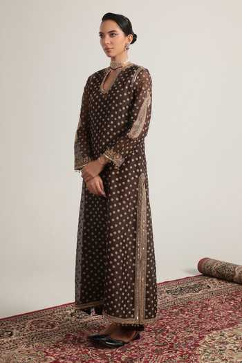 Buy Label Niti Bothra Brown Silk, Organza, Tencel Keyhole Neck Buti Embroidered Kurta Set Online at Aza Fashions Buy_Label Niti Bothra_Brown Silk, Organza, Tencel Keyhole Neck Buti Embroidered Kurta Set _Online_at_Aza_Fashions