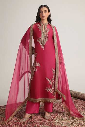 Label Niti Bothra Pink Jaal Embroidered Kurta Set 