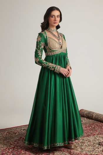 Buy Label Niti Bothra Green Silk, Organza, Chanderi, Tencel Sweetheart Yoke Embroidered Anarkali Set Online at Aza Fashions Buy_Label Niti Bothra_Green Silk, Organza, Chanderi, Tencel Sweetheart Yoke Embroidered Anarkali Set _Online_at_Aza_Fashions
