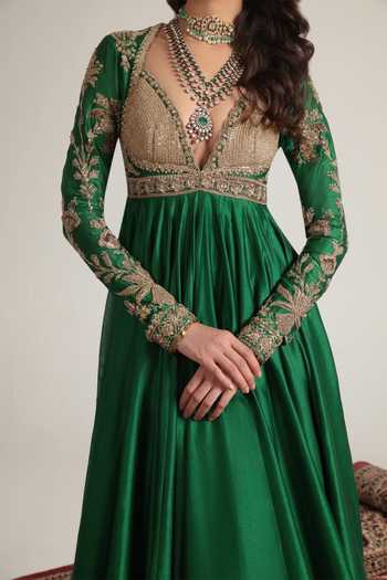 Label Niti Bothra Green Silk, Organza, Chanderi, Tencel Sweetheart Yoke Embroidered Anarkali Set at Aza Fashions Label Niti Bothra_Green Silk, Organza, Chanderi, Tencel Sweetheart Yoke Embroidered Anarkali Set _at_Aza_Fashions