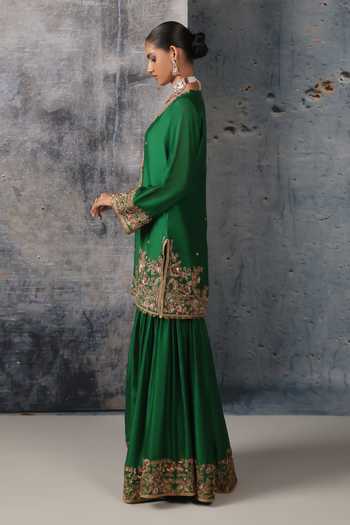 Label Niti Bothra Green Silk, Organza, Chanderi Split V-neck Embroidered Kurta Sharara Set Online at Aza Fashions Label Niti Bothra_Green Silk, Organza, Chanderi Split V-neck Embroidered Kurta Sharara Set _Online_at_Aza_Fashions