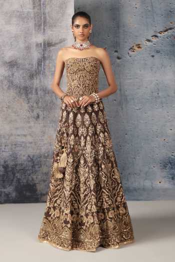 Buy Label Niti Bothra Brown Organza Embroidery, Sequins, Zari Sweetheart Neck Corset Lehenga Set Online at Aza Fashions Buy_Label Niti Bothra_Brown Organza Embroidery, Sequins, Zari Sweetheart Neck Corset Lehenga Set _Online_at_Aza_Fashions