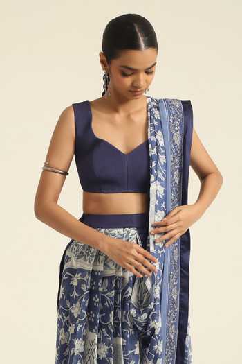 Buy_Poonam Dubey_Blue Georgette Sweetheart Neck Nazeera Printed Pre-draped Saree And Blouse Set _Online_at_Aza_Fashions