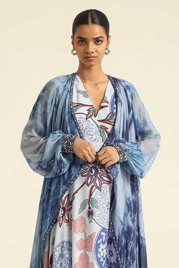 Poonam Dubey_Blue Georgette Open Neck, Sameera Floral Print Dress With Jacket _Online_at_Aza_Fashions