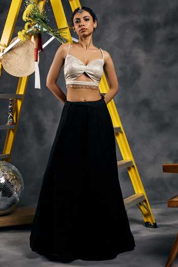 Buy_Vandana Sethi_Silver Velvet Sweetheart Neck Blouse _Online_at_Aza_Fashions