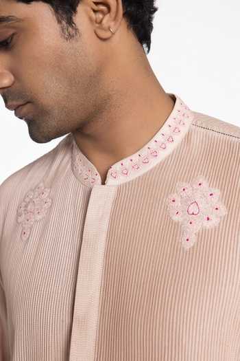 Siddhartha Bansal Beige Silk, Chanderi Blush Peach Pintuck Kurta Online at Aza Fashions Siddhartha Bansal_Beige Silk, Chanderi Blush Peach Pintuck Kurta _Online_at_Aza_Fashions