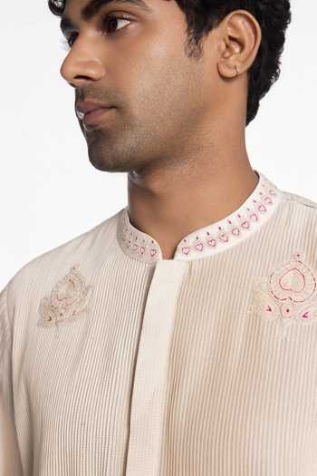 Shop Siddhartha Bansal Ivory Silk, Chanderi Pearl Pintuck Kurta Online at Aza Fashions Shop_Siddhartha Bansal_Ivory Silk, Chanderi Pearl Pintuck Kurta _Online_at_Aza_Fashions