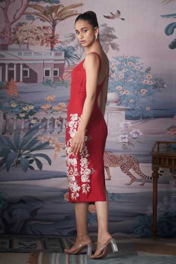 Buy Amrta By Guneet Kondal Red Silk Square Neck Scarlet Bloom Embroidered Midi Dress Online at Aza Fashions Buy_Amrta By Guneet Kondal_Red Silk Square Neck Scarlet Bloom Embroidered Midi Dress _Online_at_Aza_Fashions