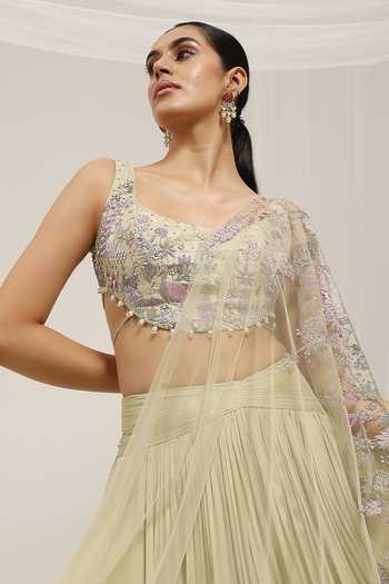Amrta By Guneet Kondal Green Silk, Viscose, Tulle, Chinon, Dupion Noor-e-bahar Embroidered Lehenga Set at Aza Fashions Amrta By Guneet Kondal_Green Silk, Viscose, Tulle, Chinon, Dupion Noor-e-bahar Embroidered Lehenga Set _at_Aza_Fashions