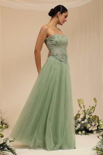 Shop Amrta By Guneet Kondal Green Chanderi, Tissue, Tulle Sequins, Hawaayein Embellished Corset And Skirt Set Online at Aza Fashions Shop_Amrta By Guneet Kondal_Green Chanderi, Tissue, Tulle Sequins, Hawaayein Embellished Corset And Skirt Set _Online_at_Aza_Fashions