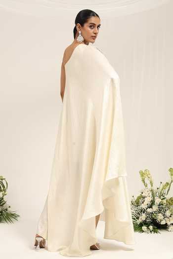 Amrta By Guneet Kondal Saawariya Embellished One Shoulder Kaftan 