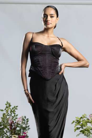 Amrta By Guneet Kondal Black Viscose, Shantoon After Dark Secret Structured Corset And Skirt Set Online at Aza Fashions Amrta By Guneet Kondal_Black Viscose, Shantoon After Dark Secret Structured Corset And Skirt Set _Online_at_Aza_Fashions