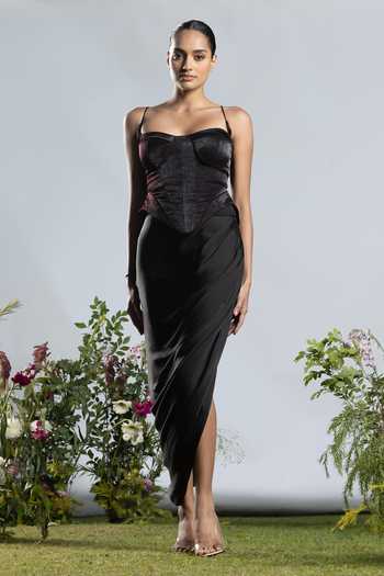 Amrta By Guneet Kondal Black Viscose, Shantoon After Dark Secret Structured Corset And Skirt Set at Aza Fashions Amrta By Guneet Kondal_Black Viscose, Shantoon After Dark Secret Structured Corset And Skirt Set _at_Aza_Fashions