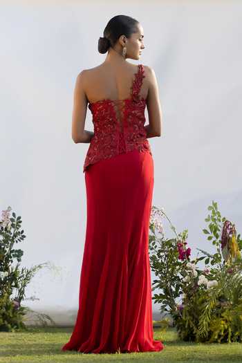 Amrta By Guneet Kondal Rouge Muse Embroidered Cutwork Top With Skirt 