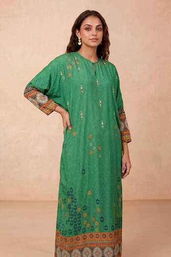 Shetab Kazmi Emerald Green Crepe Round Neck Geometric Print Kaftan at Aza Fashions Shetab Kazmi_Emerald Green Crepe Round Neck Geometric Print Kaftan _at_Aza_Fashions