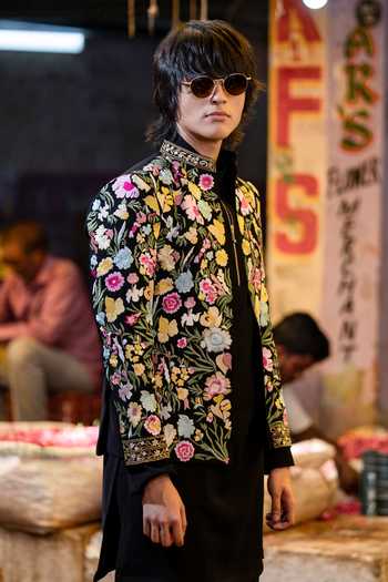 Hilo Design Black Embroidery Florenza Bandhgala Online at Aza Fashions Hilo Design_Black Embroidery Florenza Bandhgala _Online_at_Aza_Fashions