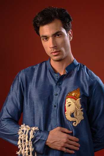 Buy_Hilo Design_Blue Silk Dhuraketu Thread Embroidered Kurta _Online_at_Aza_Fashions