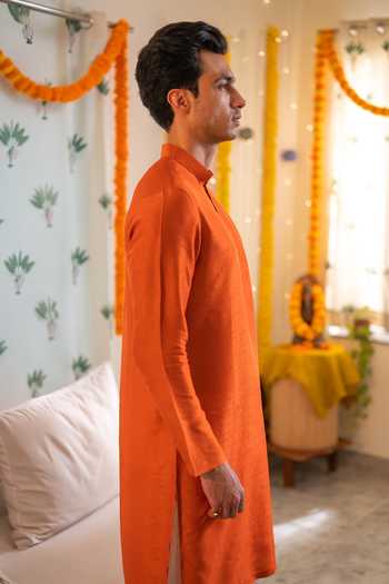 Hilo Design Orange Silk Ishan Embroidered Kurta Online at Aza Fashions Hilo Design_Orange Silk Ishan Embroidered Kurta _Online_at_Aza_Fashions