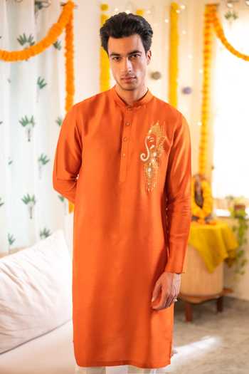 Hilo Design Ishan Embroidered Kurta 