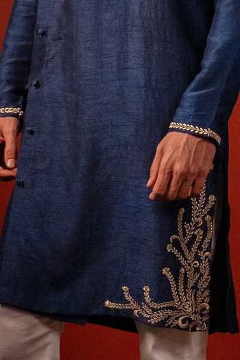 Hilo Design_Blue Silk Manomaya Thread Embroidered Kurta _Online_at_Aza_Fashions