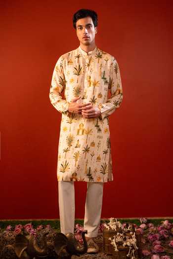 Hilo Design_Cream Silk Varun Printed Kurta _Online_at_Aza_Fashions