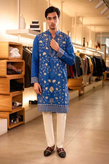Hilo Design Pallav Embroidered Falling Raw Silk Kurta