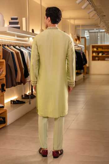 Hilo Design Omara Embroidered Kurta 
