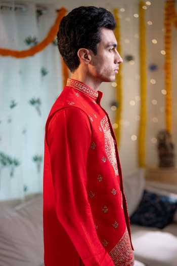 Hilo Design_Gold Silk Rangrez Falling Raw Nehru Jacket With Kurta _Online_at_Aza_Fashions