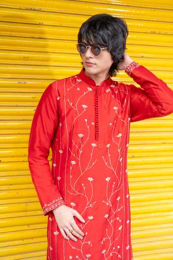 Hilo Design Gulmohar Embroidered Kurta 