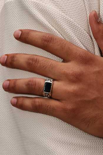 Arvino Onyx Block Ring 