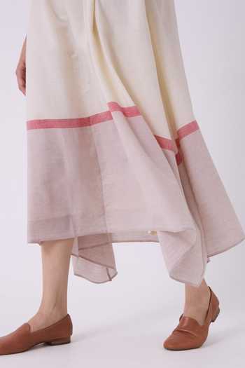 The Summer House Off White Cotton V-neck Jane Ecru Colourblocked Handwoven Dress at Aza Fashions The Summer House_Off White Cotton V-neck Jane Ecru Colourblocked Handwoven Dress _at_Aza_Fashions
