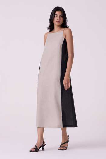 The Summer House Black Linen Square Neck Kei Beige Panelled Midi Dress Online at Aza Fashions The Summer House_Black Linen Square Neck Kei Beige Panelled Midi Dress _Online_at_Aza_Fashions