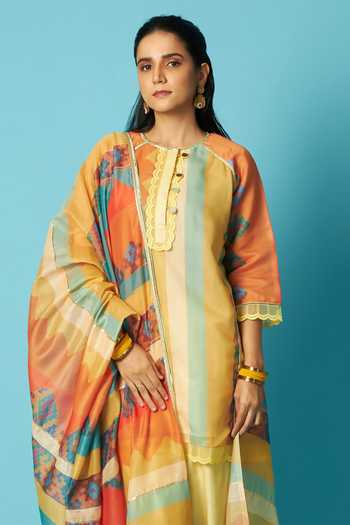 Shop_Vedika M_Multi Color Chanderi Round Neck, Yes Stripe Print Kurta Set 