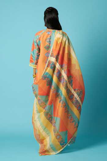 Vedika M Stripe Print Kurta Set