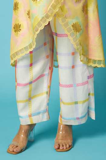 Buy_Vedika M_Yellow Chanderi, Kota Doria Halter Neck Printed Kurta Set 