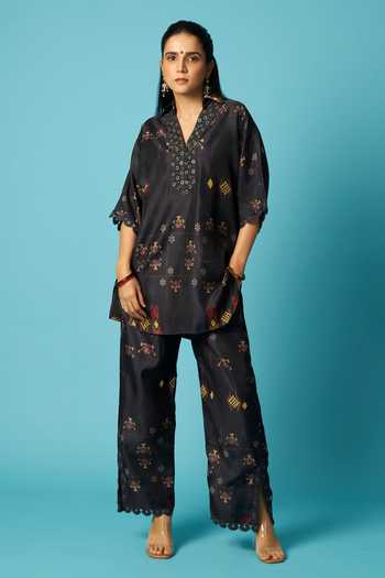 Vedika M Printed Short Kurta & Pant Set